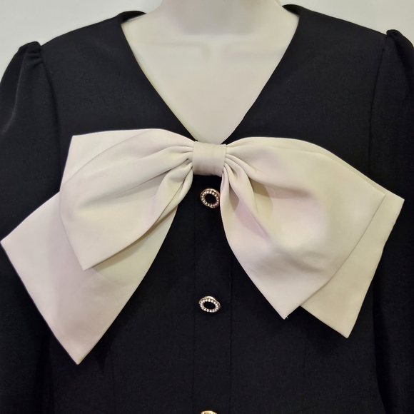 Magic Boutique Black/Cream Front Button Dress w/Trim Bow at Chest,Medium,NWT - Picture 9 of 16